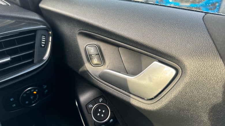 Ford Puma 1.0 EcoBoost Hybrid mHEV ST-Line 5dr Petrol Hatchback